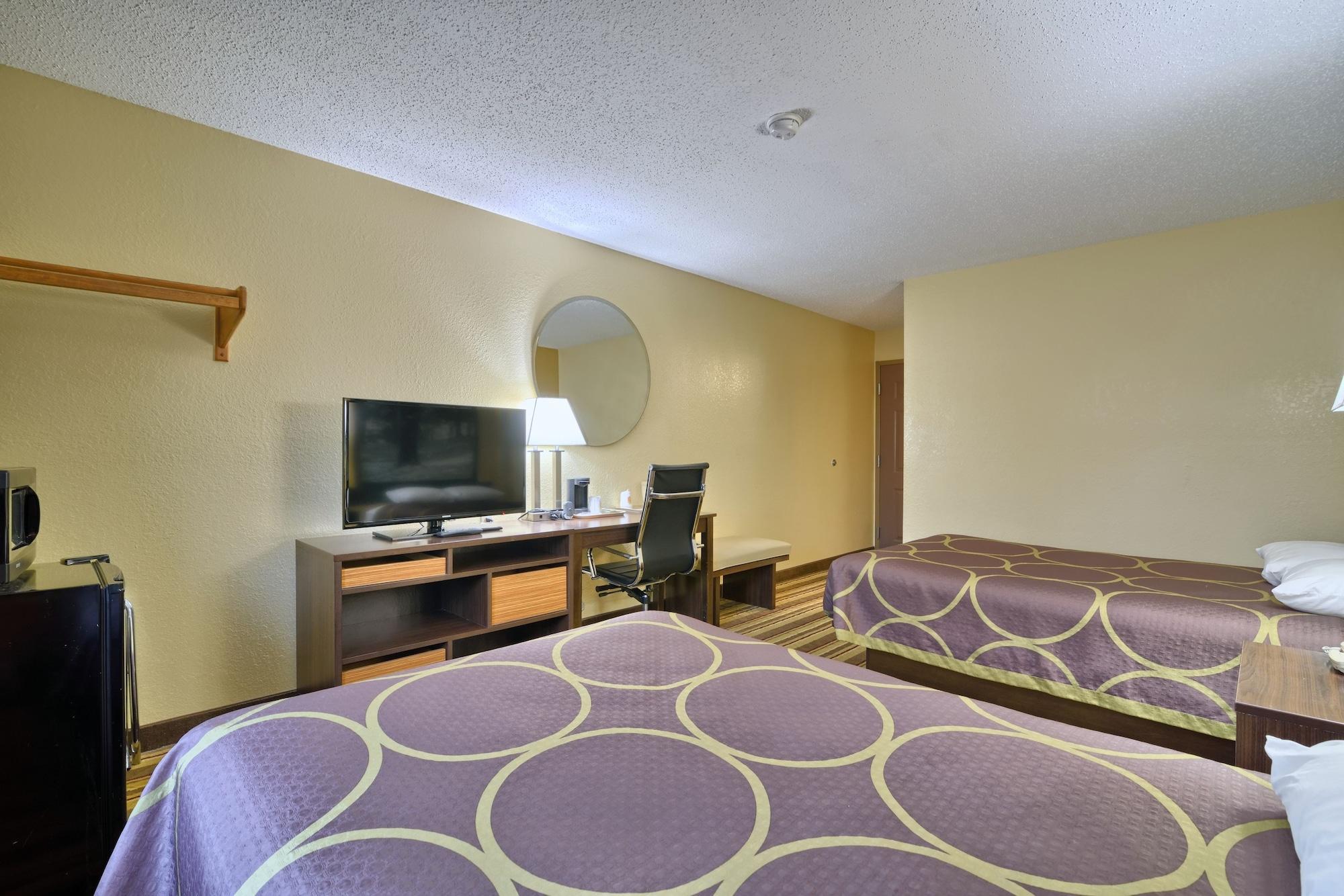 ซูเปอร์ 8 บาย วินด์แฮม แลทแทม - แอลบานี ทรอยแอเรีย Hotel แลแธม ภายนอก รูปภาพ