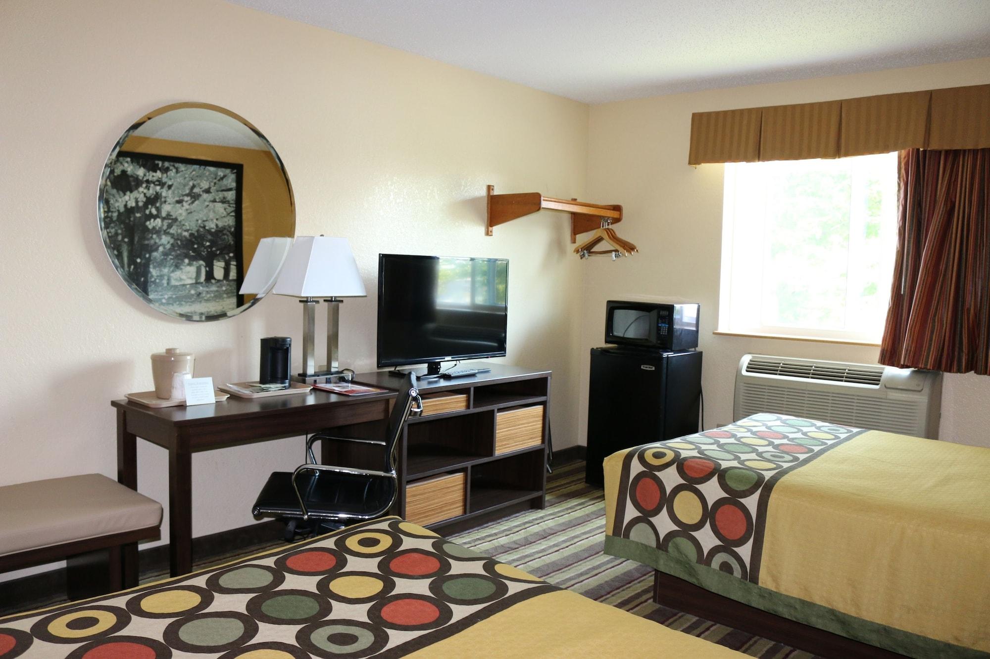 ซูเปอร์ 8 บาย วินด์แฮม แลทแทม - แอลบานี ทรอยแอเรีย Hotel แลแธม ภายนอก รูปภาพ