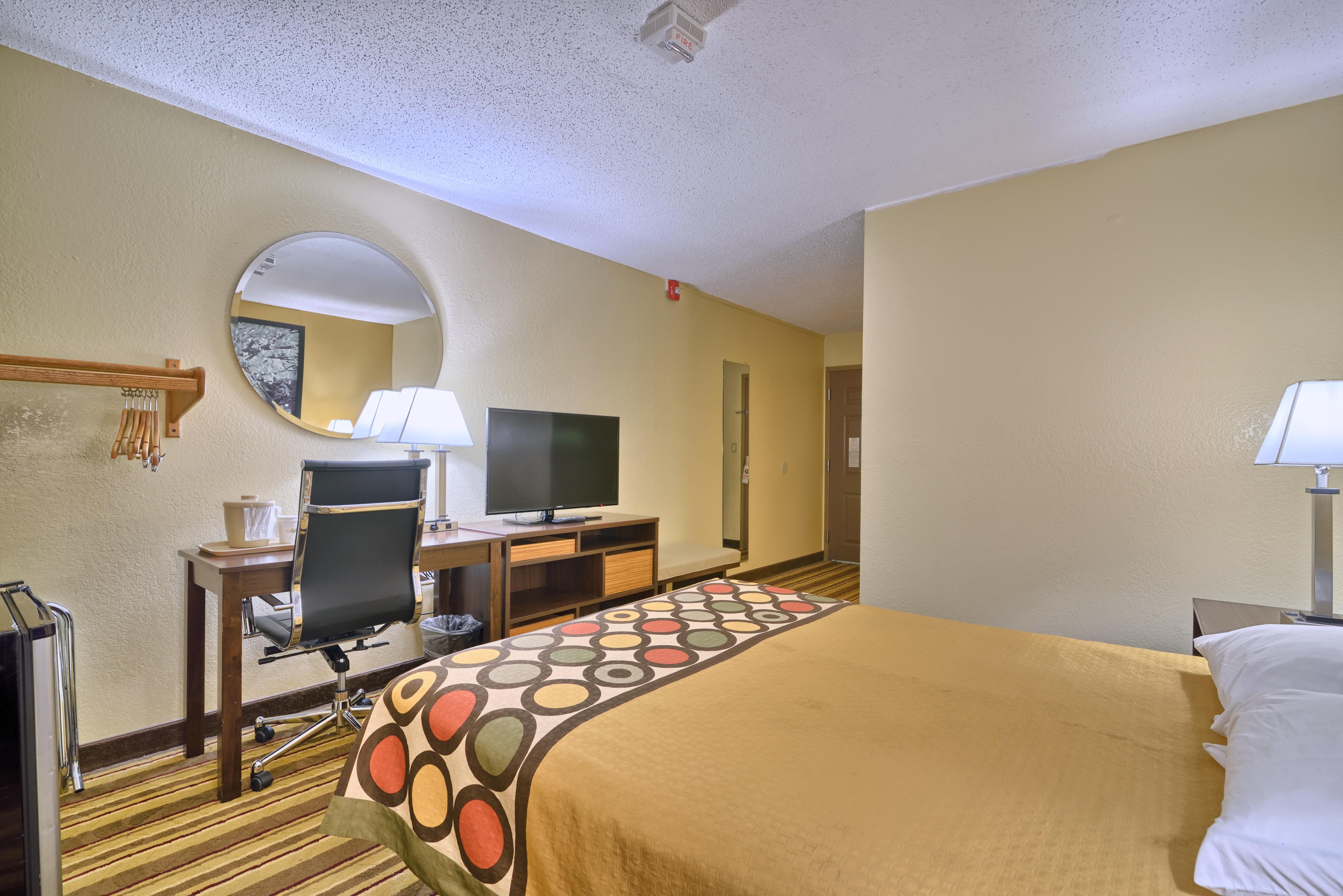 ซูเปอร์ 8 บาย วินด์แฮม แลทแทม - แอลบานี ทรอยแอเรีย Hotel แลแธม ภายนอก รูปภาพ