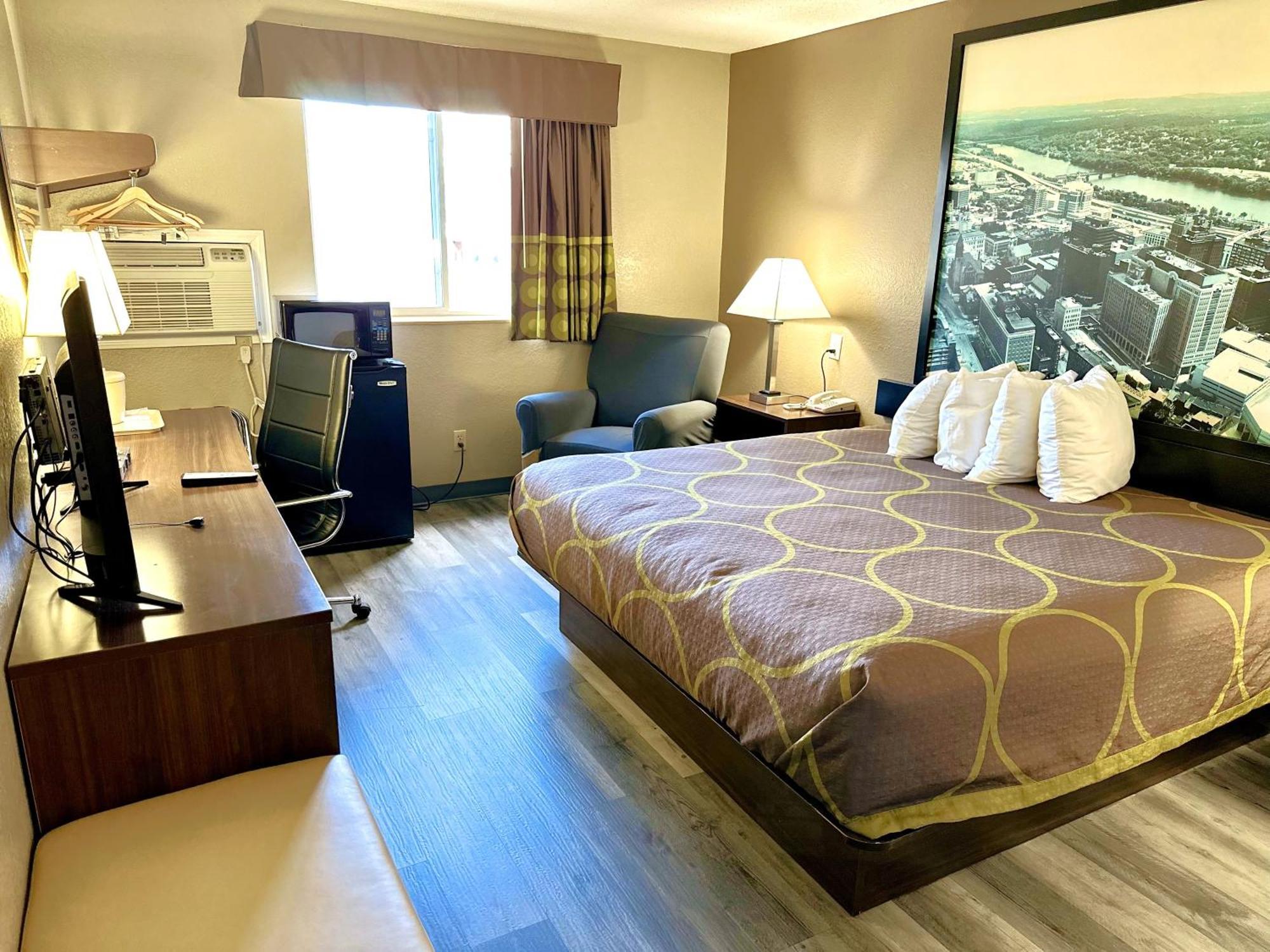ซูเปอร์ 8 บาย วินด์แฮม แลทแทม - แอลบานี ทรอยแอเรีย Hotel แลแธม ภายนอก รูปภาพ