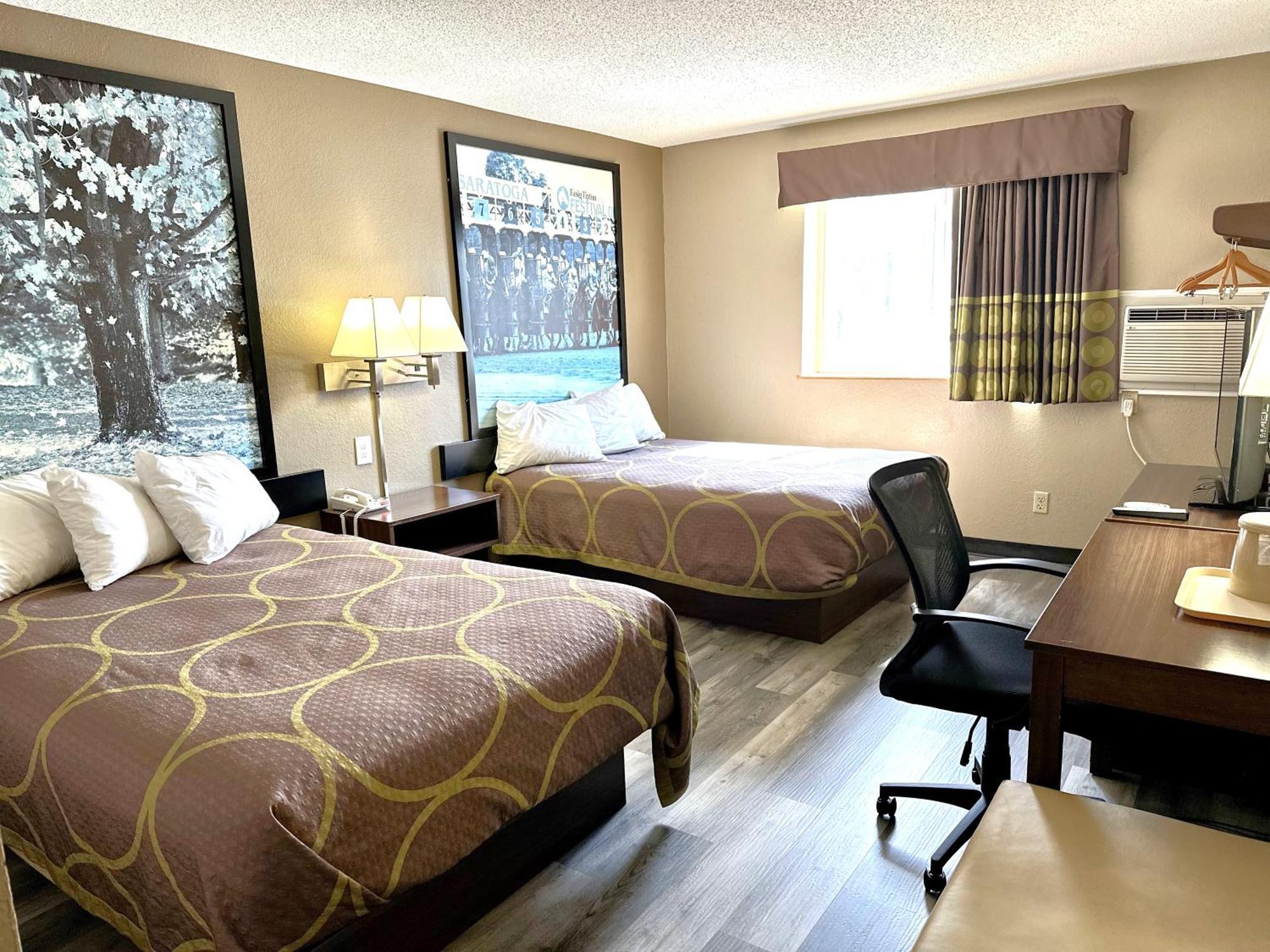 ซูเปอร์ 8 บาย วินด์แฮม แลทแทม - แอลบานี ทรอยแอเรีย Hotel แลแธม ภายนอก รูปภาพ